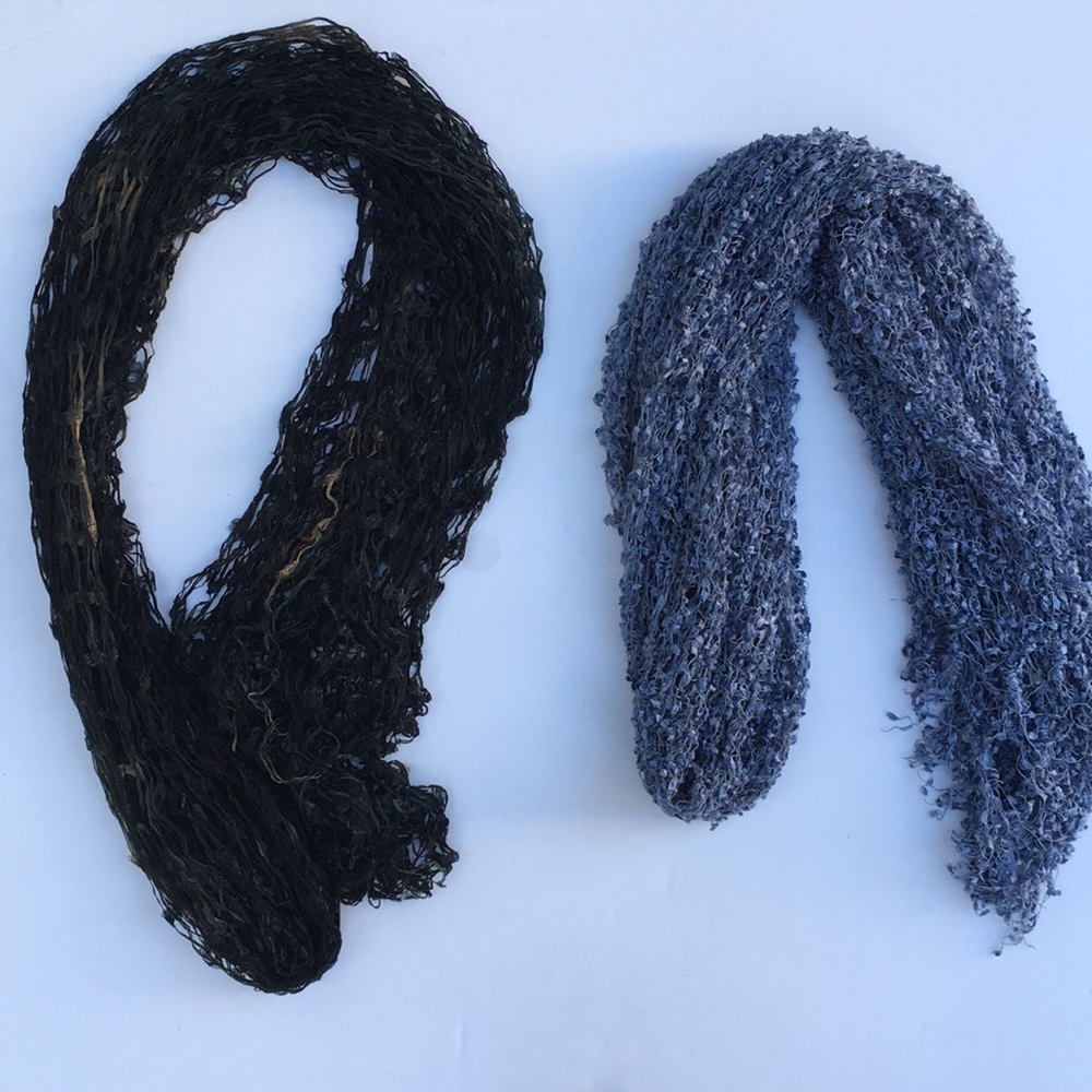 2 Silk Scarves - Picture 5 of 7
